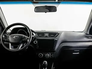 Kia  9