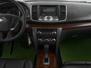 Nissan  16