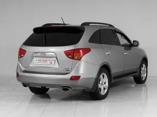 Hyundai  6