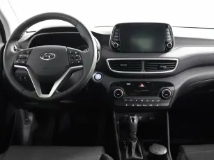 Hyundai  8