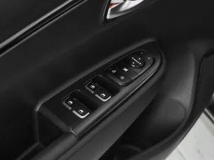 Kia  13