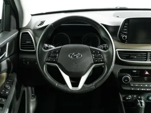 Hyundai  8