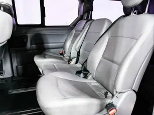 Hyundai  10
