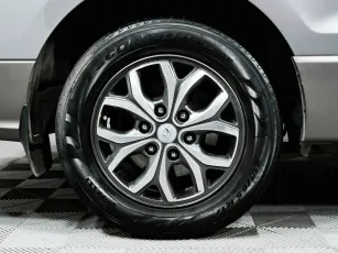 Hyundai  5