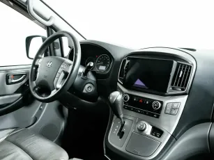 Hyundai  6