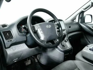 Hyundai  8