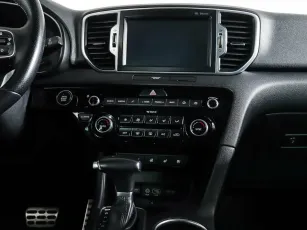 Kia  14