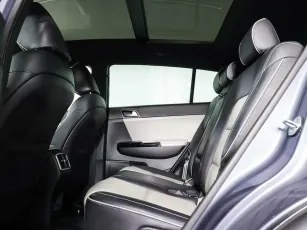 Kia  23