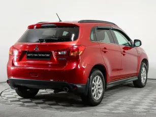 Mitsubishi  4