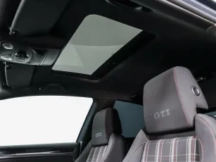 Volkswagen  10