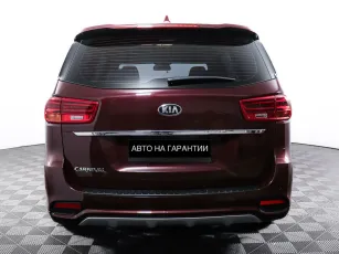Kia  6