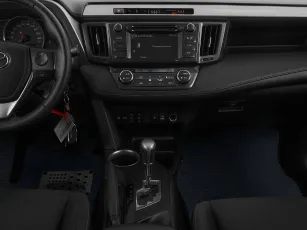 Toyota  13