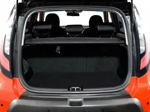 Kia  12