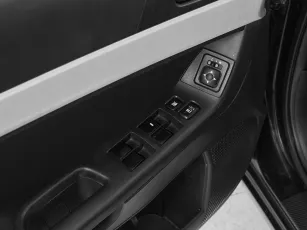 Mitsubishi  13