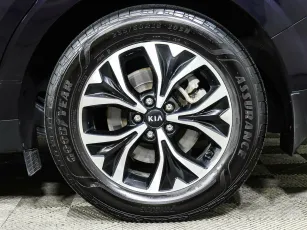 Kia  7