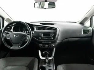 Kia  6