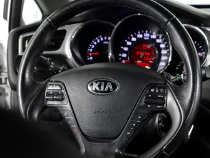 Kia  12