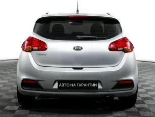 Kia  6