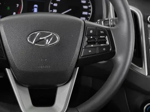 Hyundai  12