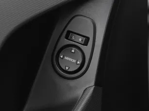 Hyundai  15