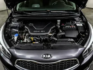Kia  8