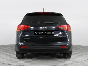 Kia  4