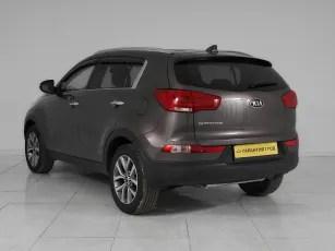 Kia  4