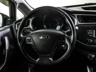 Kia  12