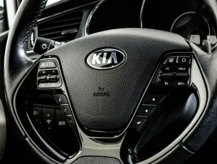 Kia  9