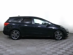 Kia  4
