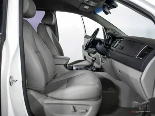 Kia  7