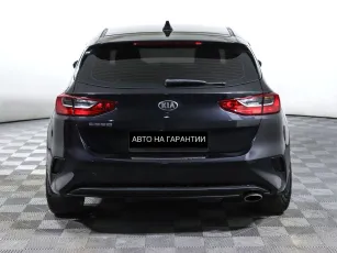 Kia  4