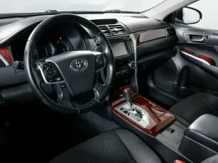 Toyota  10