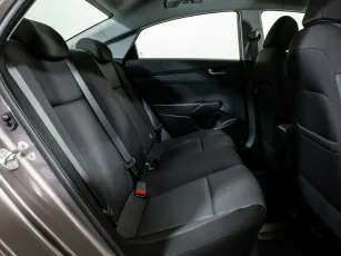Hyundai  12