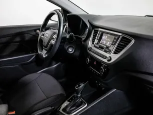 Hyundai  7