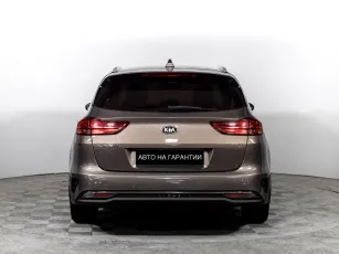 Kia  4