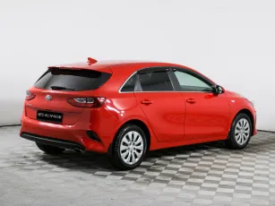 Kia  3