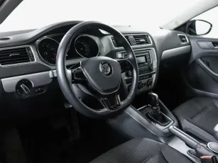 Volkswagen  6