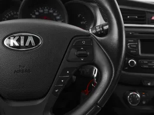 Kia  12