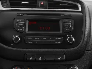 Kia  16