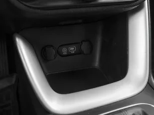 Kia  18