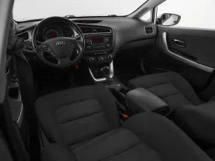 Kia  7