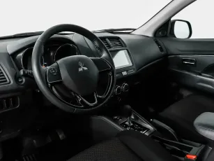Mitsubishi  6