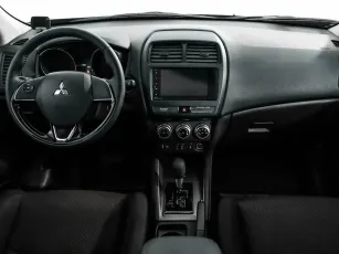 Mitsubishi  7