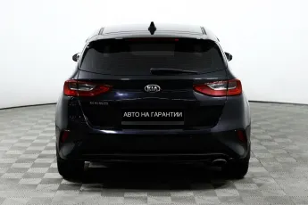 Kia  6