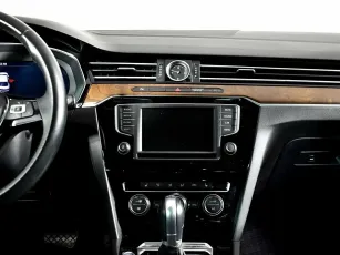 Volkswagen  10