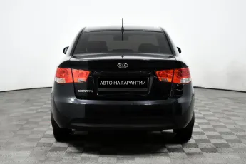 Kia  6