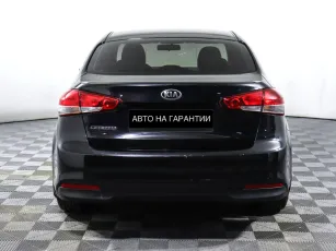 Kia  4