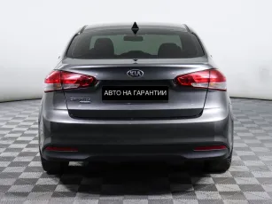 Kia  4