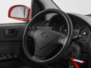Hyundai  10
